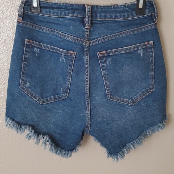 Free People  high rise shorts - Picture 2 of 4